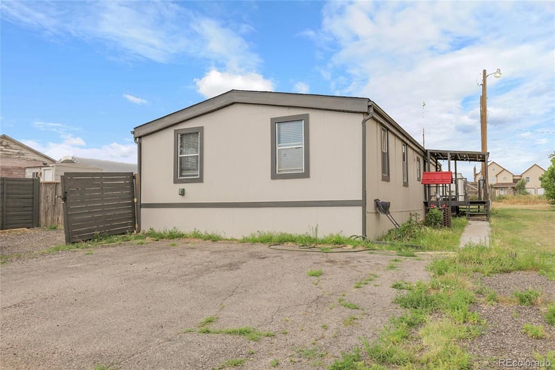 371 S Main St, Byers, CO 80103