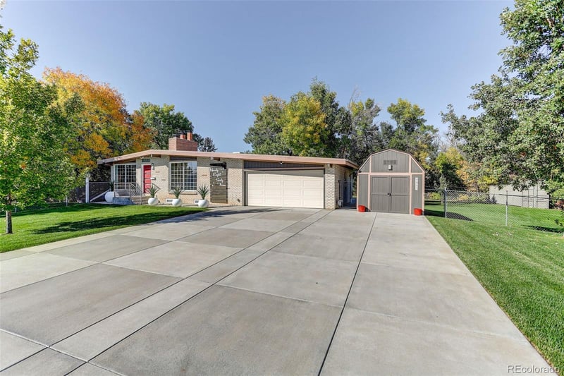 9863 Zephyr Dr, Broomfield, CO 80021