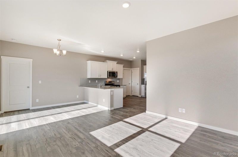 962 Tallus St, Lochbuie, CO 80603
