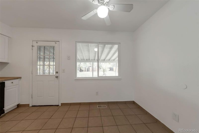 11621 E Ada Pl, Aurora, CO 80012