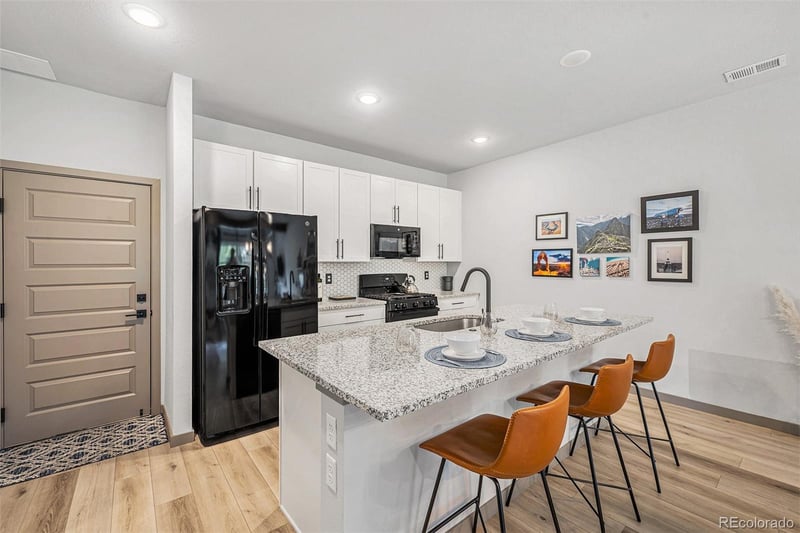 4021 S Teller St, Lakewood, CO 80235