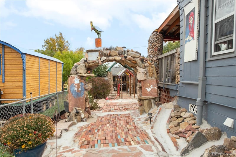 1110 Irving, Denver, CO 80219