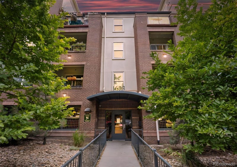 1623 Saint Paul St #203, Denver, CO 80206
