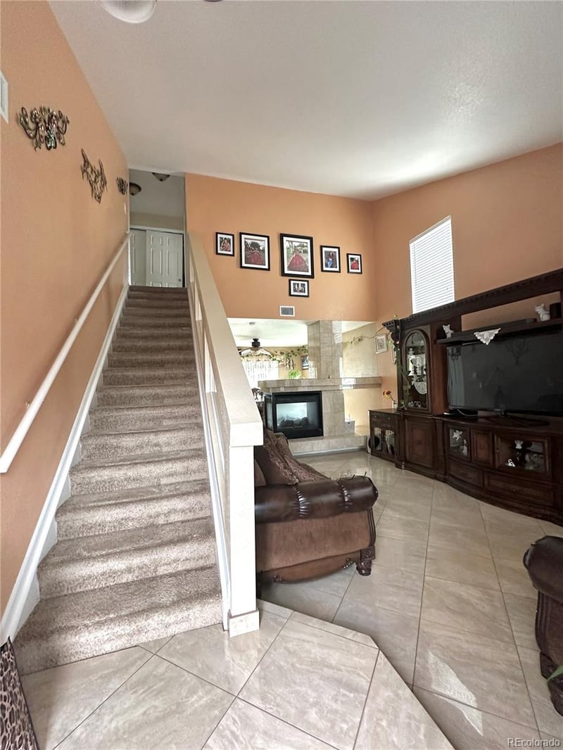 20476 Robins Dr, Denver, CO 80249