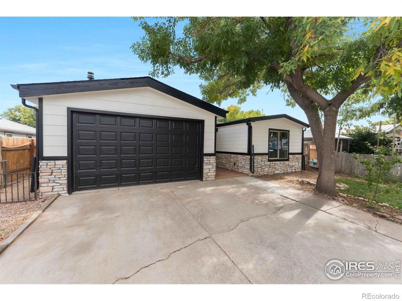 1426 Macpool St, Dacono, CO 80514