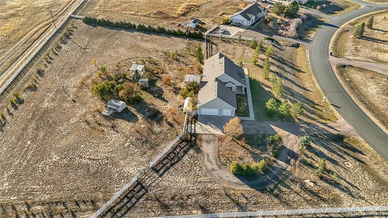 55580 E 39th Ave, Strasburg, CO 80136