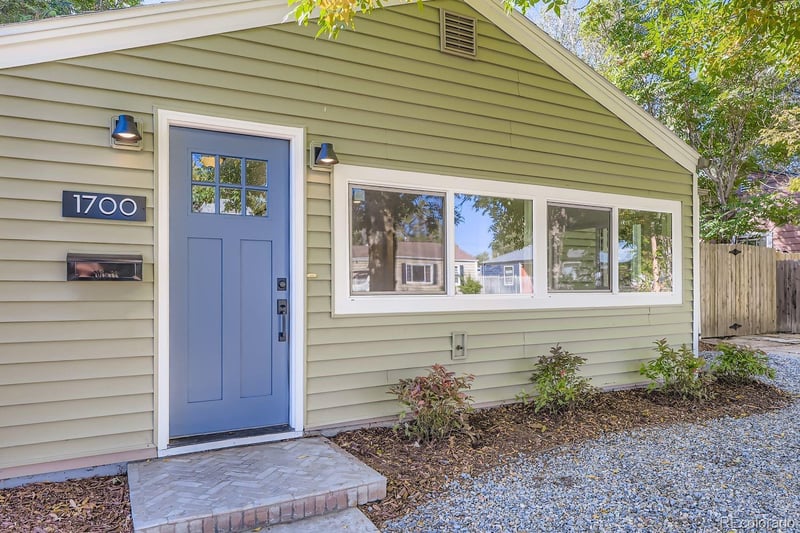 1700 W Stoll Pl, Denver, CO 80221