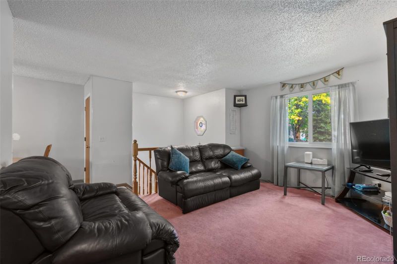 4310 E 107th Ct, Thornton, CO 80233
