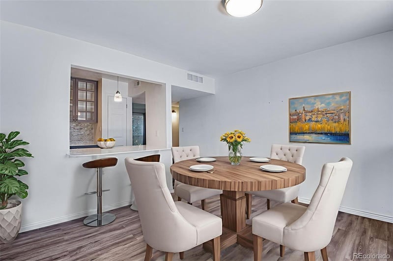 3855 S Monaco St #209, Denver, CO 80237