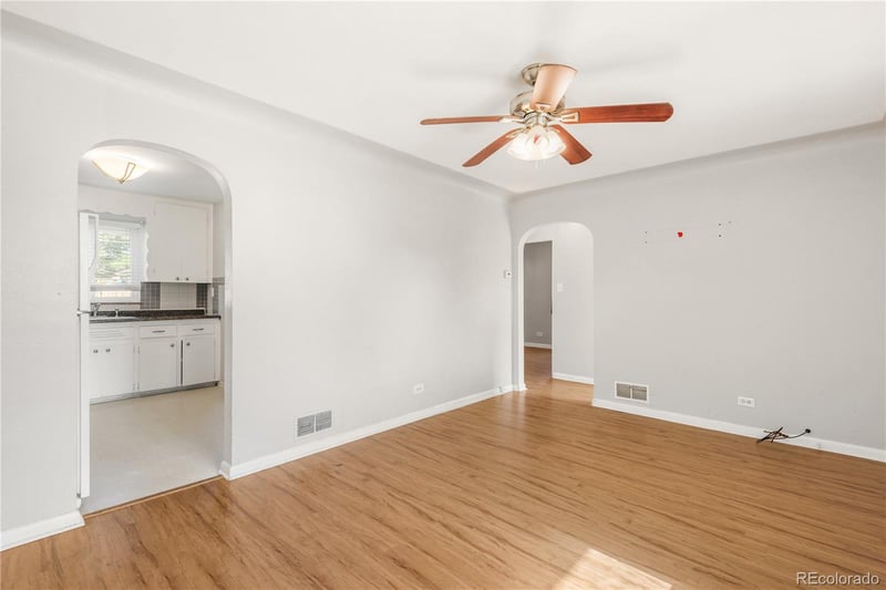 985 Xavier St, Denver, CO 80204