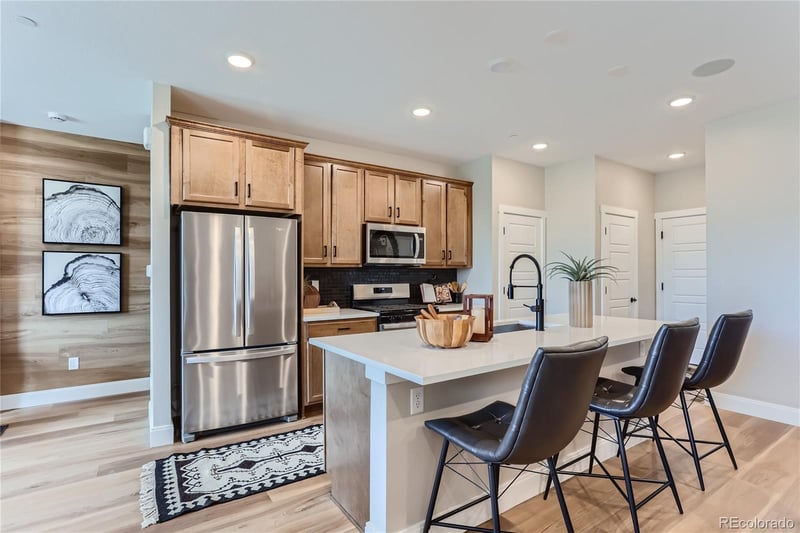 6864 Zuni Ct, Denver, CO 80221