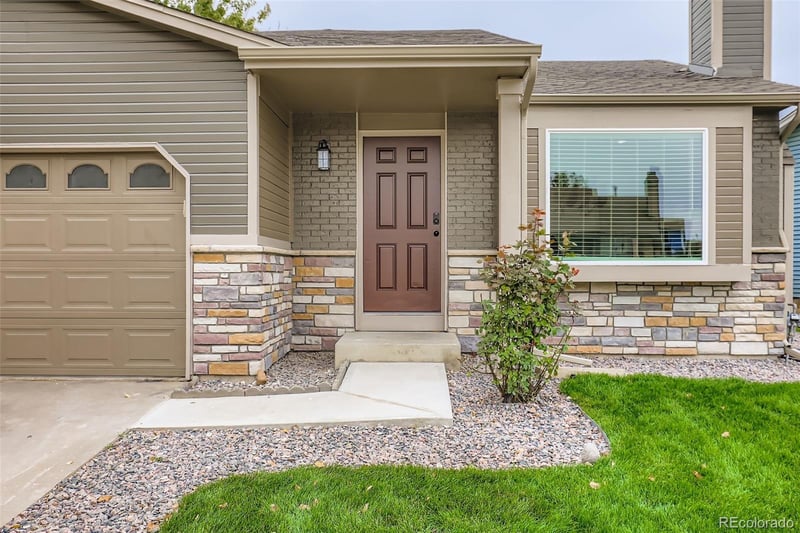 4465 Durham Ct, Denver, CO 80239