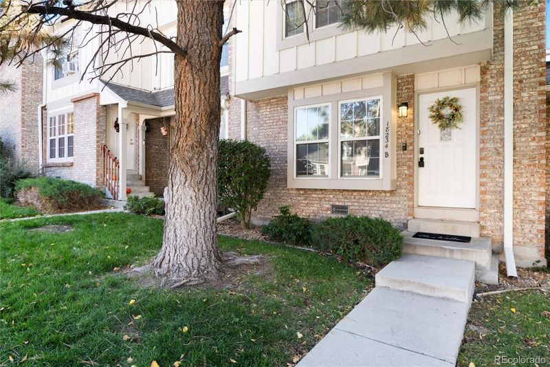 18234 E Arizona Ave #B, Aurora, CO 80017