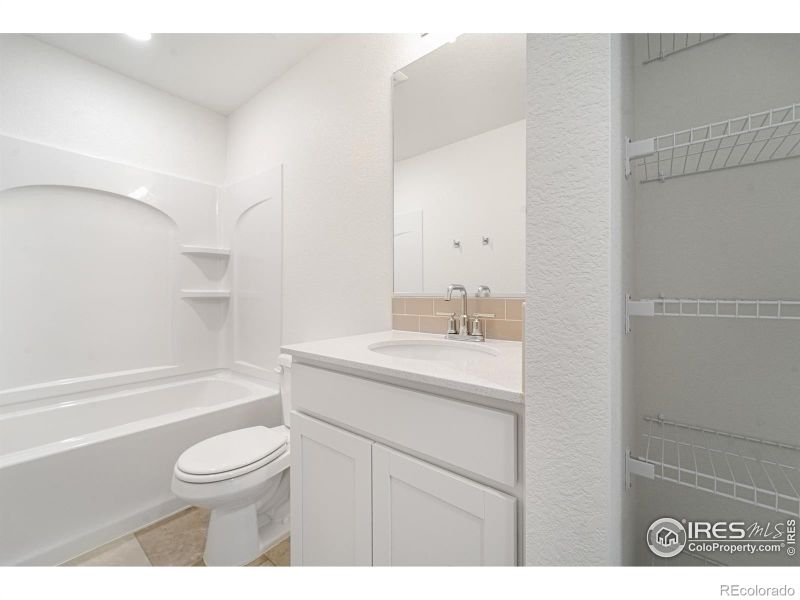 3809 Rhoadarmer Way, Evans, CO 80620