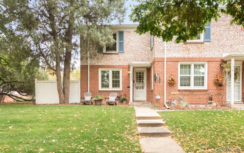 1260 Leyden St, Denver, CO 80220