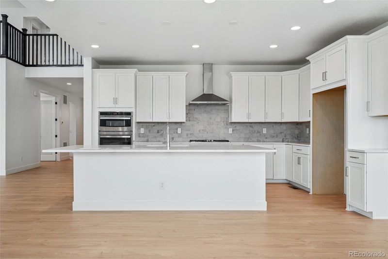 3399 Backdrop Ct, Castle Rock, CO 80108
