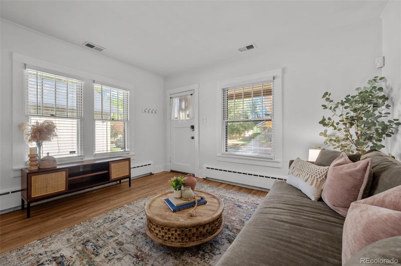2353 S Lincoln St, Denver, CO 80210