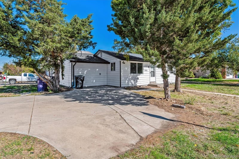 2495 W Warren, Denver, CO 80219