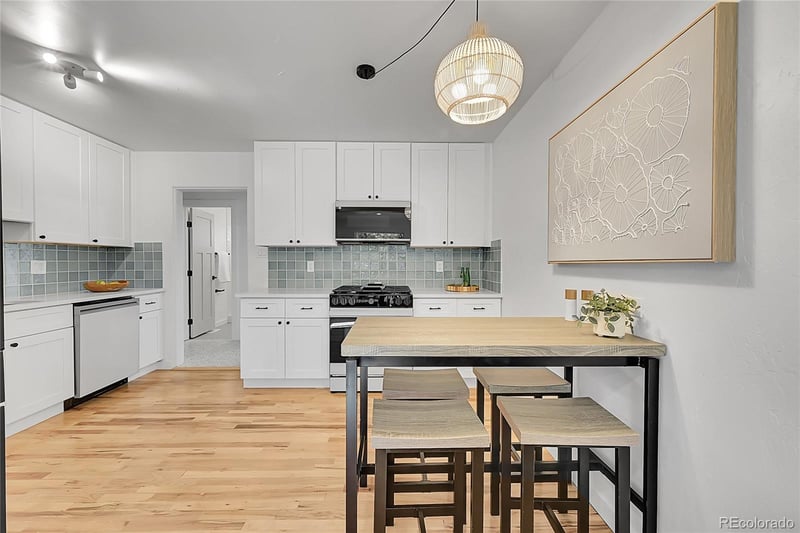 936 Yates St, Denver, CO 80204