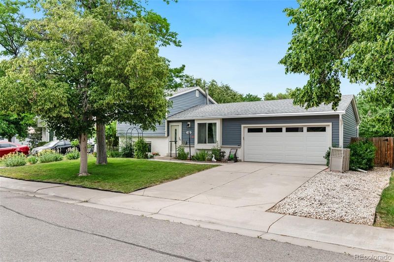 11413 E Ellsworth Pl, Aurora, CO 80010