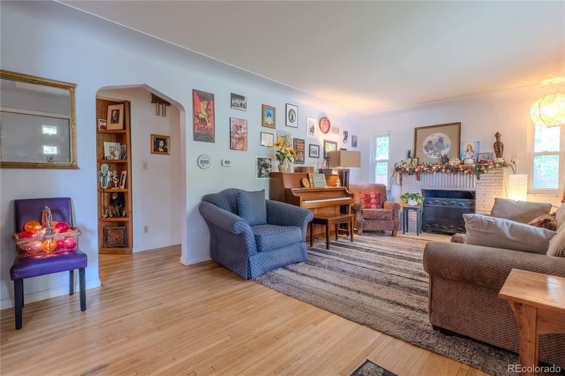 3262 S Clermont St, Denver, CO 80222