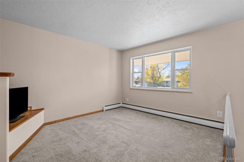 366 S Troy St, Aurora, CO 80012