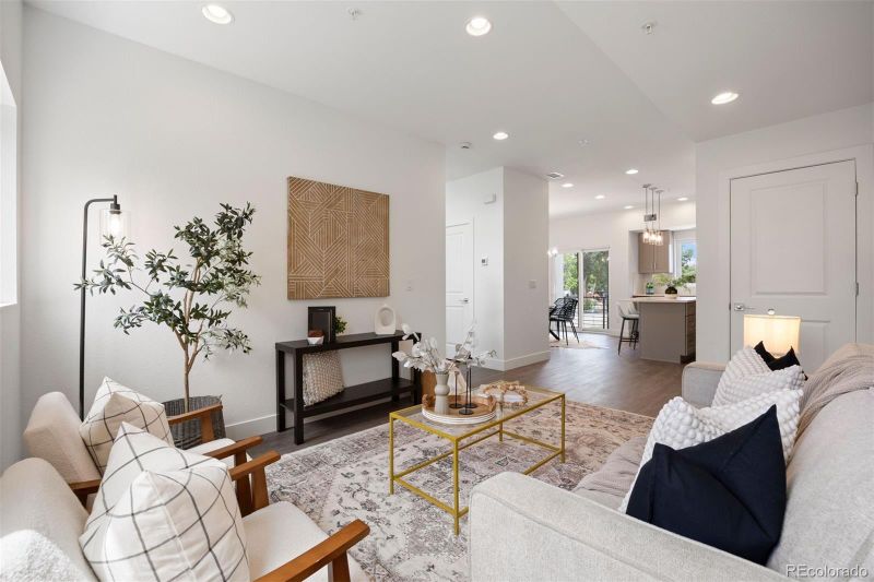 8406 W 52nd Ave, Arvada, CO 80002
