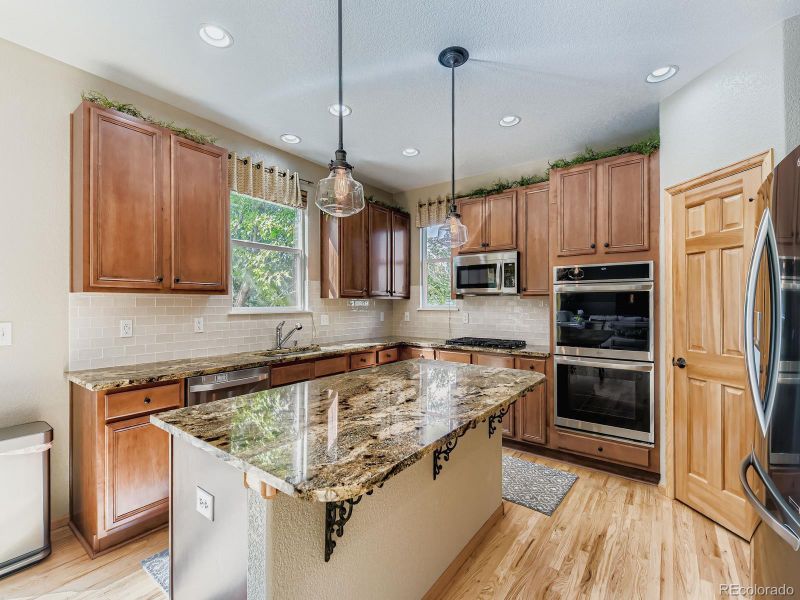 1824 Alpine Dr, Erie, CO 80516