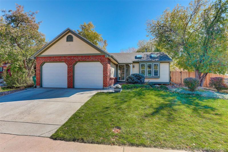 7970 S Garrison Ct, Littleton, CO 80128