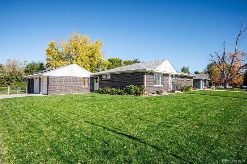 6799 S Clermont St, Centennial, CO 80122