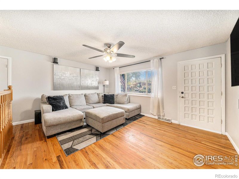606 36th Ave Ct, Greeley, CO 80634
