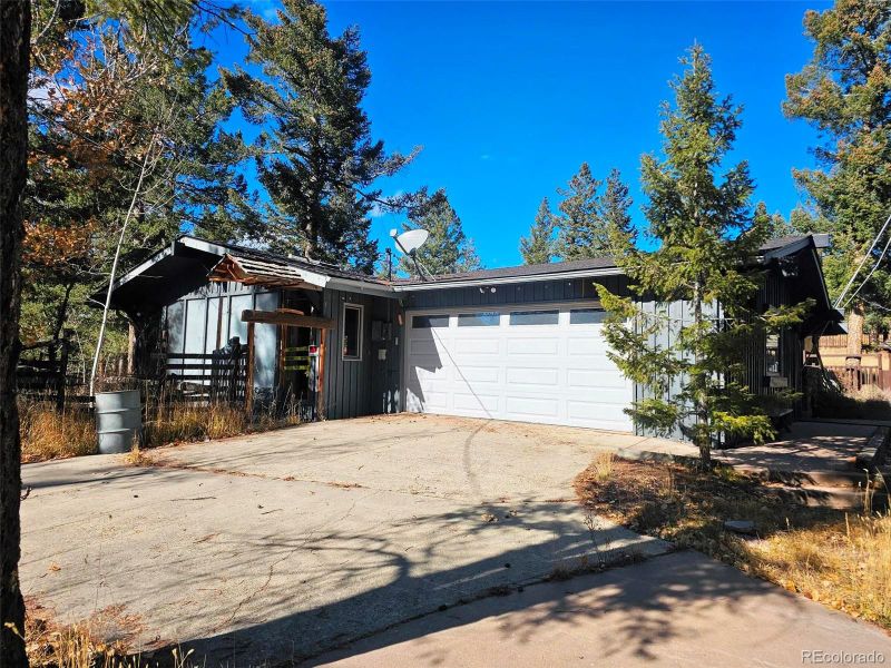 28201 Bonanza Dr, Evergreen, CO 80439