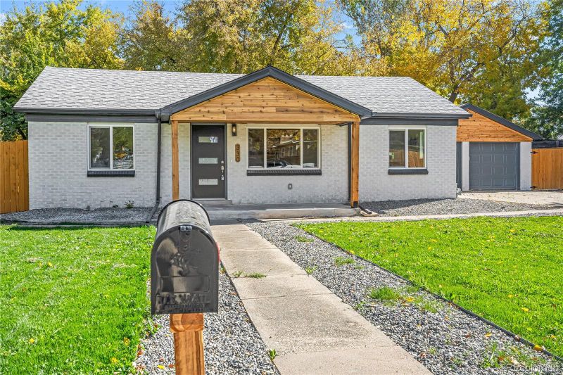 330 Teller St, Lakewood, CO 80226