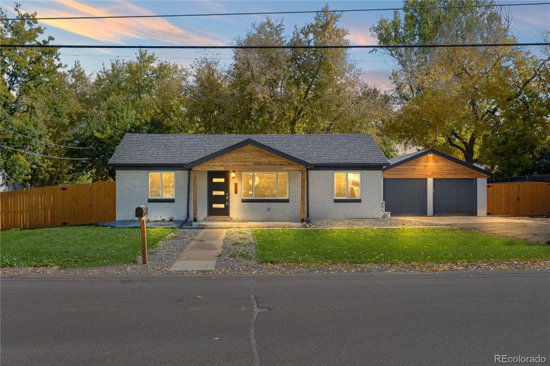 330 Teller St, Lakewood, CO 80226