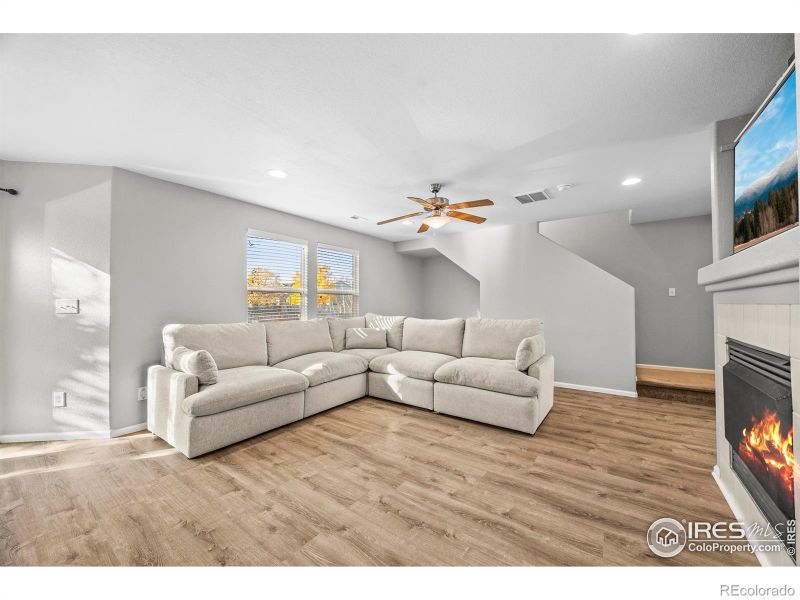 10688 Durango Pl, Longmont, CO 80504