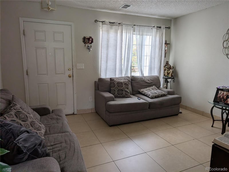 15850 E 48th Pl, Denver, CO 80239