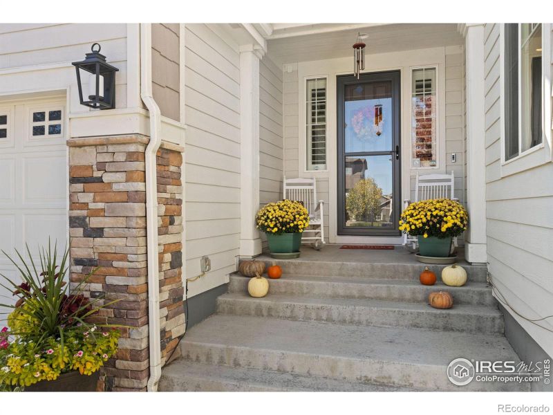 2895 Pawnee Creek Dr, Loveland, CO 80538