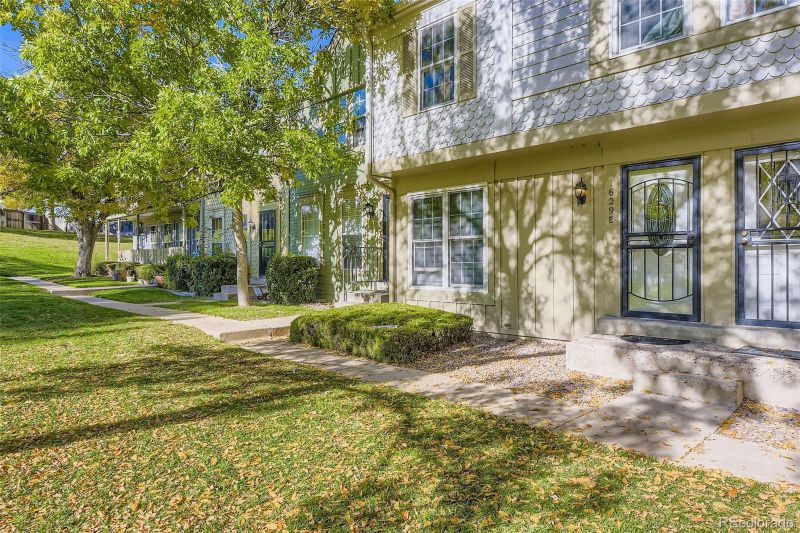 1629 S Ivory Cir #E, Aurora, CO 80017