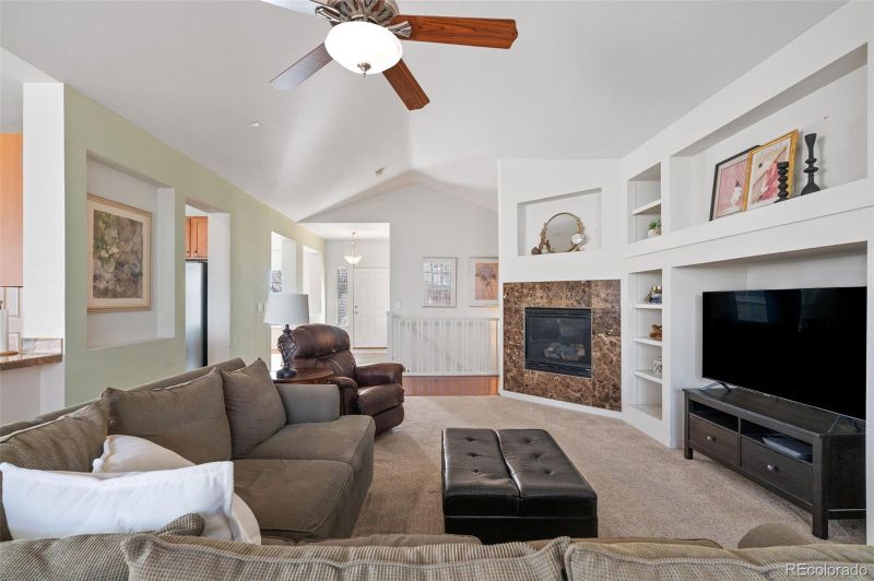 14280 Mckay Park Cir, Broomfield, CO 80023