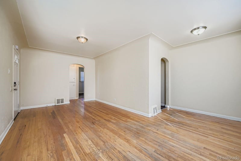 3690 Magnolia St, Denver, CO 80207