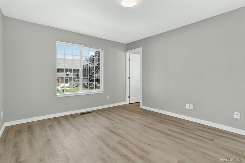 2301 E Fremont Ave #S02, Centennial, CO 80122