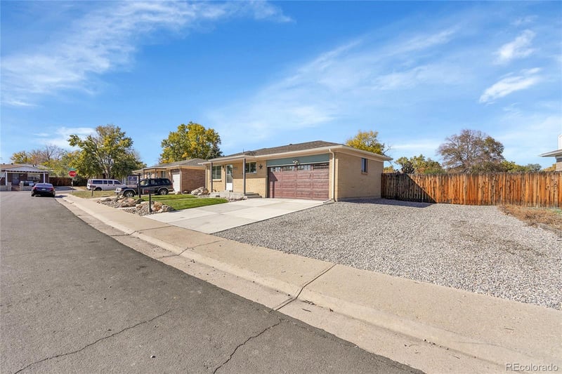 5507 Revere St, Denver, CO 80239