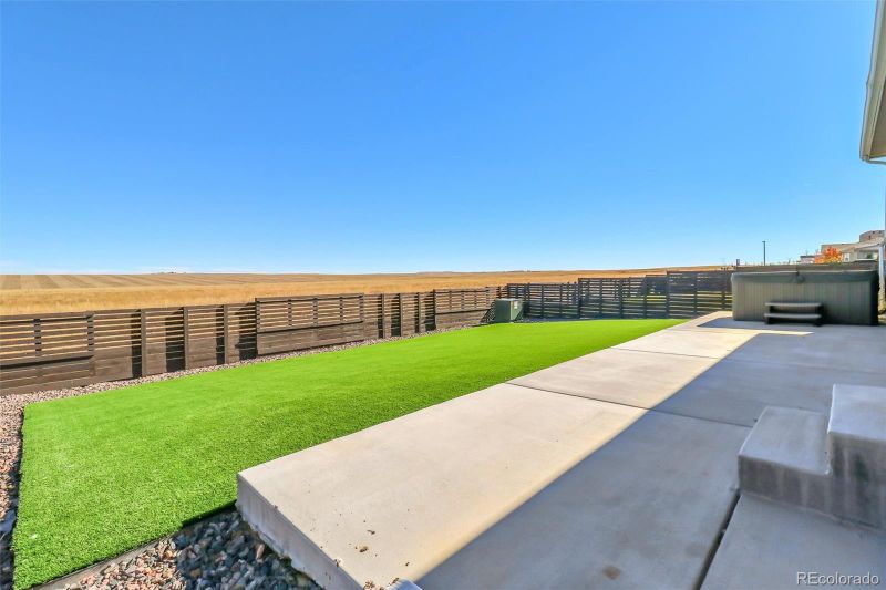 108 S Waterloo St, Aurora, CO 80018