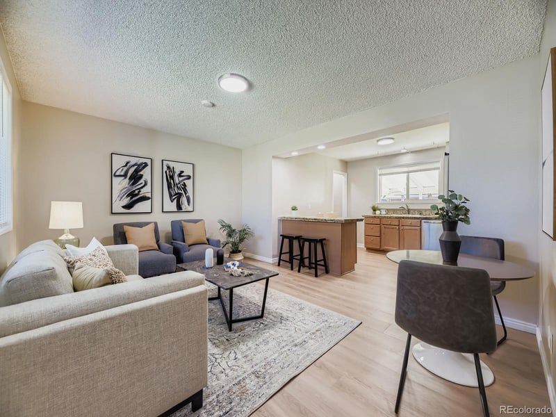 5194 Titan Ct, Denver, CO 80239