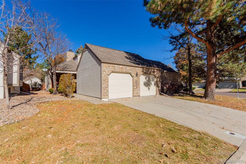 6485 S Forest St, Centennial, CO 80121