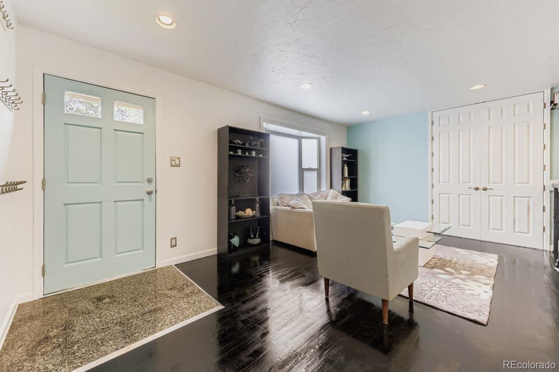 7836 Vallejo St, Denver, CO 80221