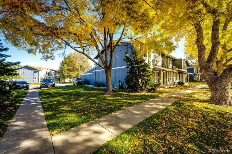 11918 E 1st Pl, Aurora, CO 80011