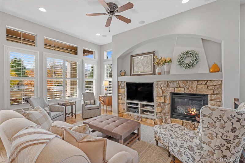 15116 W Harvard Cir, Lakewood, CO 80228