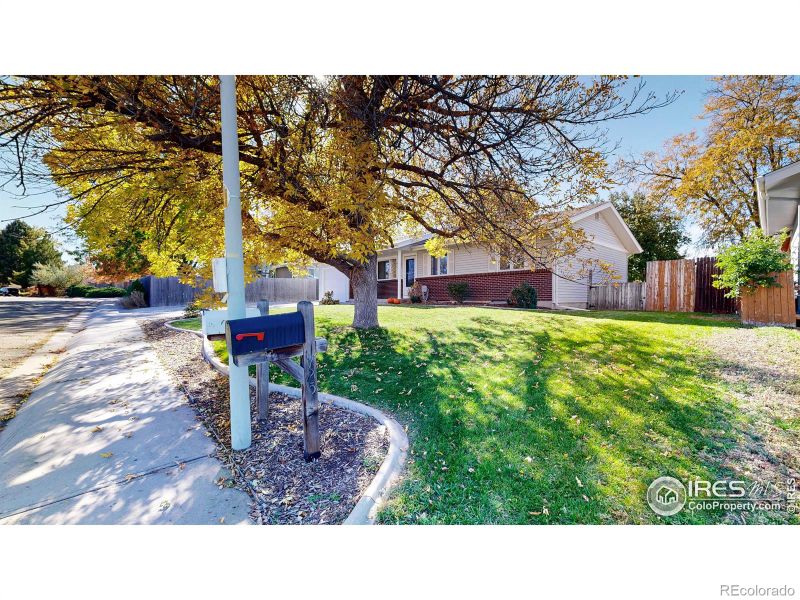 801 43rd Ave Ct, Greeley, CO 80634