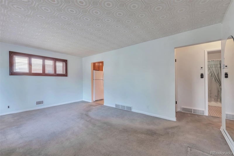 6916 Fern Dr, Denver, CO 80221